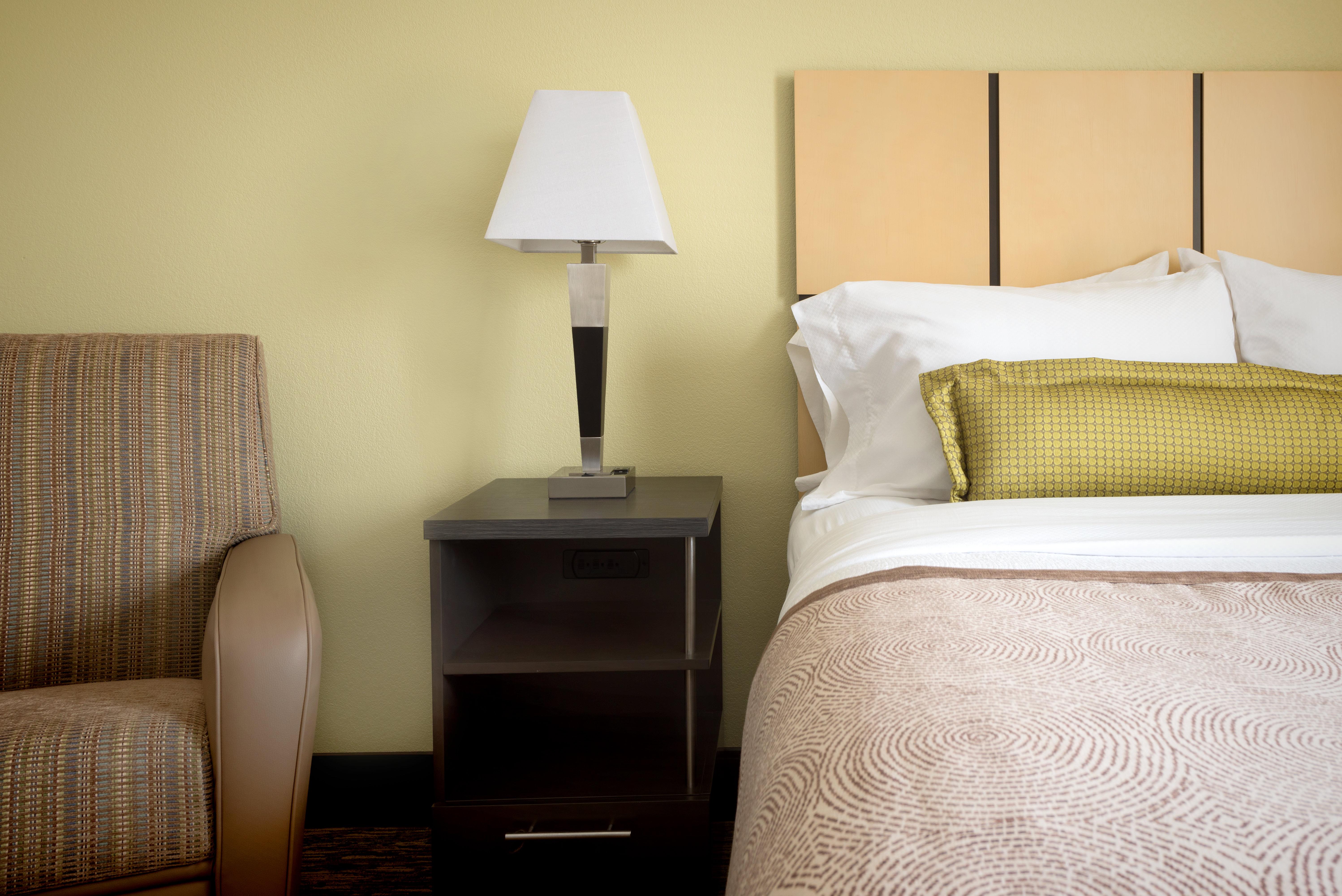Candlewood Suites Columbia Hwy 63 & I-70 By Ihg Exterior photo